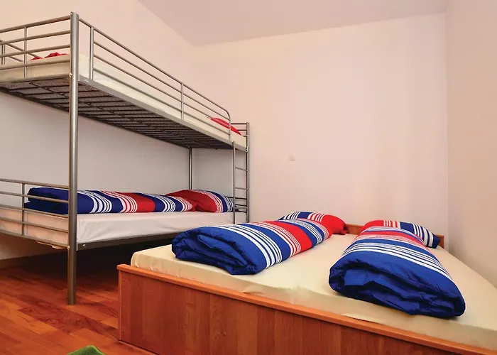 In With Wifi Apartman Nin