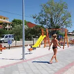 Apartment In With Wifi